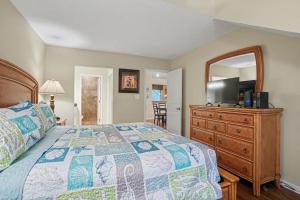 13D Richmond Park Kingston Resorts