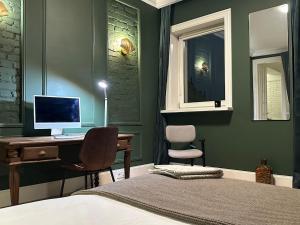 Elegance and Chique in the Heart of Warsaw