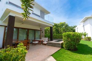 Private jacuzzi villa with 2 bedrooms