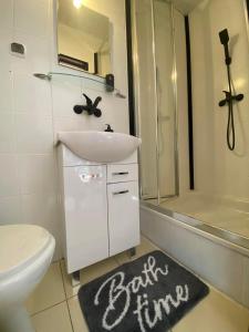 NATALIA Domek Letniskowy nad morzem - segmenty