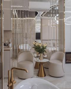 Nana white lux apartaments