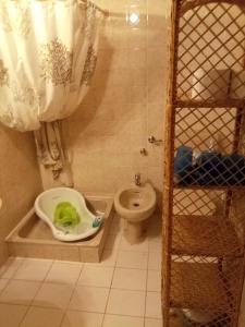 Camere con patio e giardino vicino lago