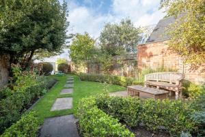 Beautiful 4 Bedroom Home