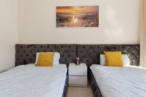 Cosy 2BR Appartment, in City Center, AC, Iptv