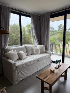 Departamento 3 Ambientes con Balcón