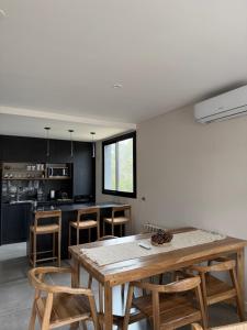 Departamento 3 Ambientes con Balcón