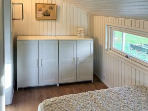 6 person holiday home in Roslev