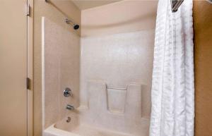 Extended Stay AmericaSuites - Jacksonville - Lenoir Avenue East