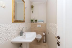 Seaside holiday house Bratus, Makarska - 25055