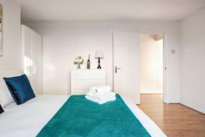 Kings Cross 3BD Flat