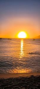 Apartamento bem localizado do lado shopping com piscina e garagem