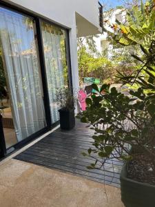 Casa Alto Padrão - Pé na areia a 1 minuto - Maresias