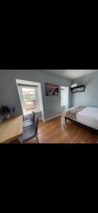 Super Cozy two bedrooms University Apartment