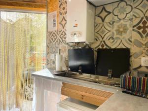 Mini-maison près de Paris avec cour privée - FR-1-581-160