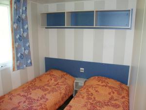 Mobil home cosy pour 4 personnes avec salon de jardin à Guillestre - API-1-52-1380