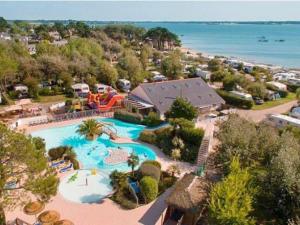 Mobil Home avec Terrasse à Pénestin - API-1-52-1403