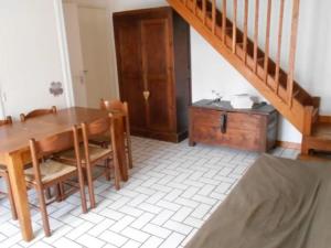 Chalet Confortable - 60m², 6 Pers, Cuisine équipée, Terrasse - API-1-52-1383