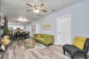 2 BR Cottage Midtown Downtown EADO