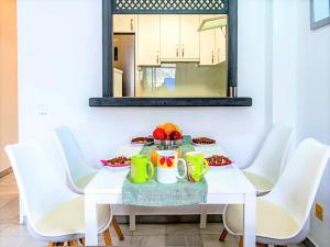 Holiday home in Roquetas de Mar by the sea