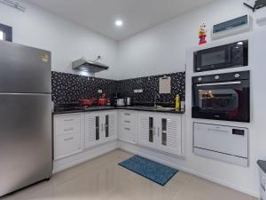 Brand New Private pool villa Chalong Phuket Mountain view