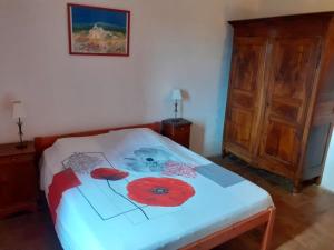 Gîte lEscoussou, 3ch, 110m2, charme, nature, piscine chauffée, sud Ardèche