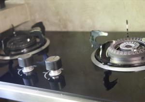 Coastal Dream House with Jacuzzi - 3 Bedrooms - Just Steps from a Stunning Beach