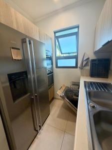 NEW Beachfront 3-bedrooms Apartment in Tamarin, Ocean Legend