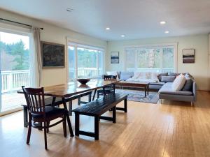 Pet Friendly, Hot Tub, Pizza Oven, EV Car, Golfing