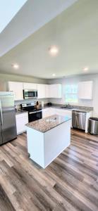 Furnished 3BR Townhome Near Duke & RTP