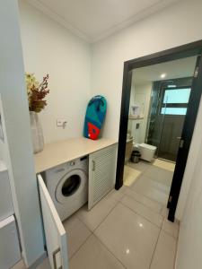 NEW Beachfront 3-bedrooms Apartment in Tamarin, Ocean Legend