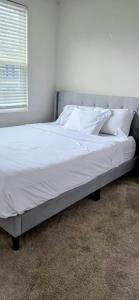 Furnished 3BR Townhome Near Duke & RTP