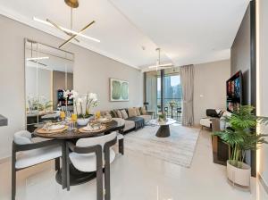 Kensington 1BR and Study with Sofa Bed Burj View Dubal mall link