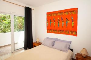 Jardin dIvandry avec piscine et vue