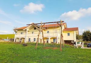 Ferienhof Broger FeWo Obstbäumle mit Pool