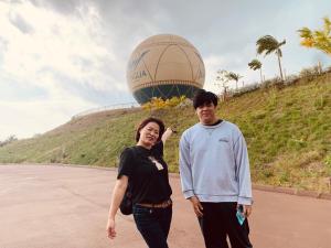 広い畳間と外には広いウッドデッキCondominium和風邸Yanbaru