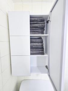 Gangnam Modern House 5 minutes from Yeoksam Station Sleeps 6