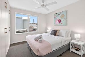 Bell Beach House - Pets on request - 1pm Check-in