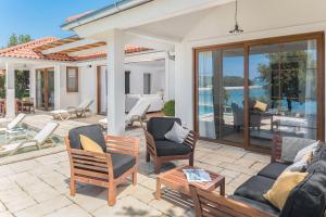 Mon Perin - Luxury Beachfront Villas