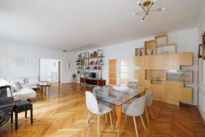 Operastreet Residences - Piano Suite