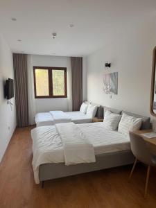 Tuấn Tú Homestay - Vinhomes Ocean Park 2