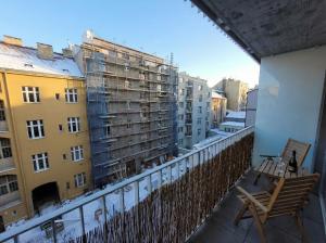 Karlin Plazza Residence - Office, Balcony & Parking