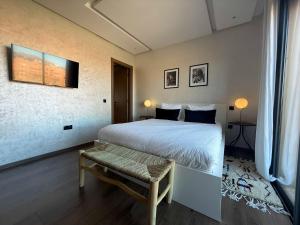 TERRASSE, 2 CHAMBRES SPACIEUSES, 6 COUCHAGES, 2 PiSCINES, PARKING, IDÈAL FAMILLE