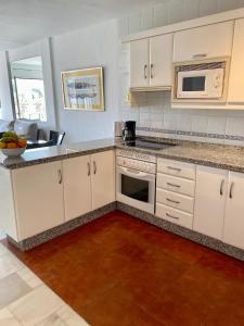 Superb Apartment Nerja