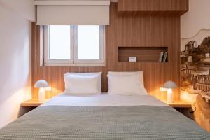 3 min to Acropolis, Boutique Apt with Steam Room