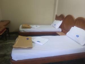Madhu Shini AC Boarding and Lodging