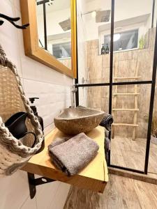 Moonlight Balcony Winehouse Vendégház