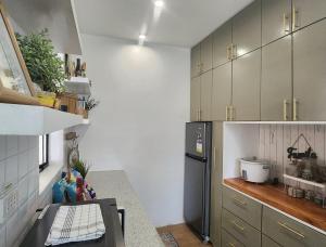 Soak Screen Urban Hideaway