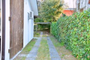 Semi-detached villa with large private garden