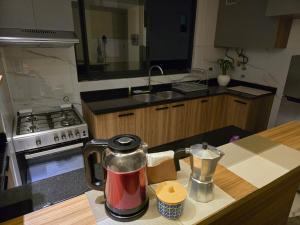 Modern and Comfortable Apartment Near Embassies