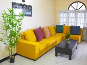 2in1 Kandy Hostel
